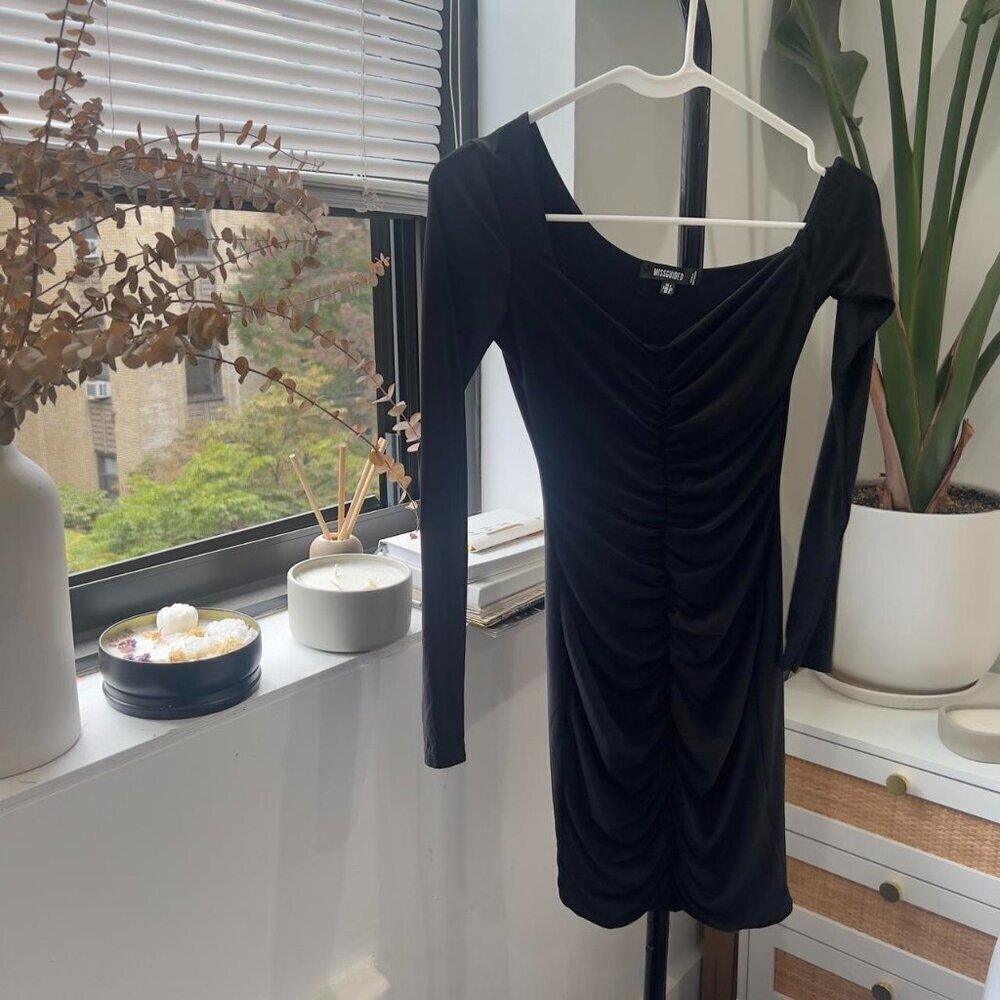 Long Sleeve Mini Black dress